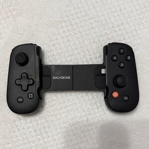Backbone Black Gaming Controller for Consoles